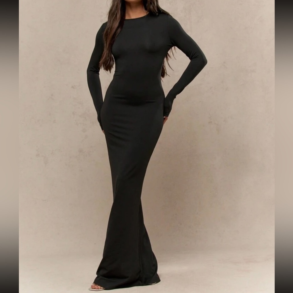 Elegant Black Long Sleeve Dress